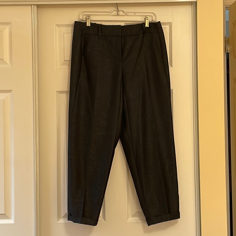 Cropped pleated navy Hugo Boss pants